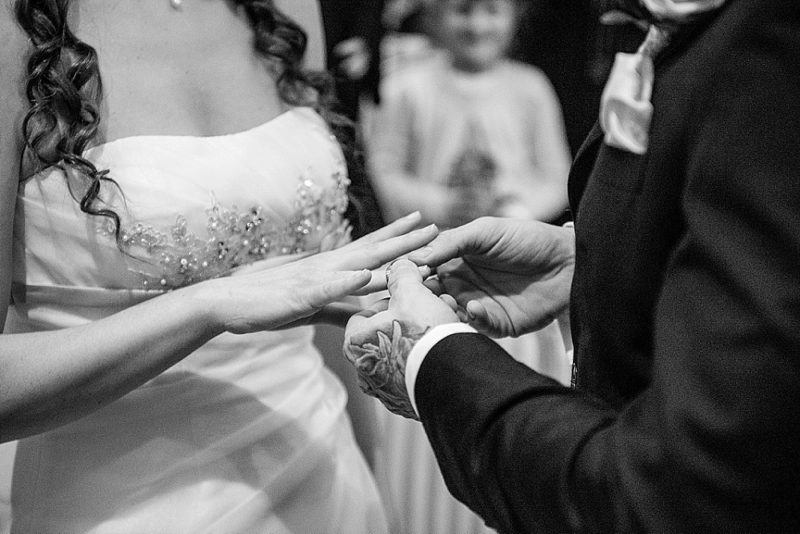 marcel-aulbach-fotografie_hochzeit-buffstrongbarefoot-karo-und-johannes-09