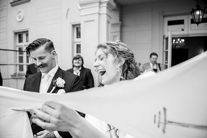 marcel-aulbach-fotografie_hochzeit-buffstrongbarefoot-karo-und-johannes-15